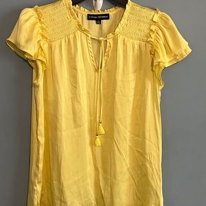 SELLING CATHERINE MALANDRINO TOP FOR WOMEN SIZE MEDIUM COLOR YELLOW PRE-OWNED